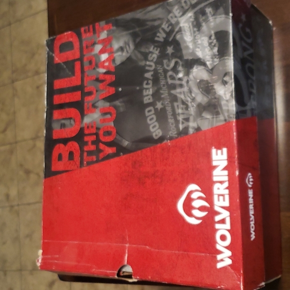 Shoes - Picture 3 of 4